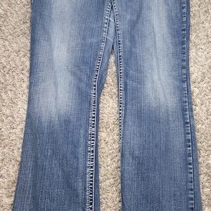 Natsuki Women's Stretch Bootcut Jeans Size 14 Blue Medium Wash Mid Rise